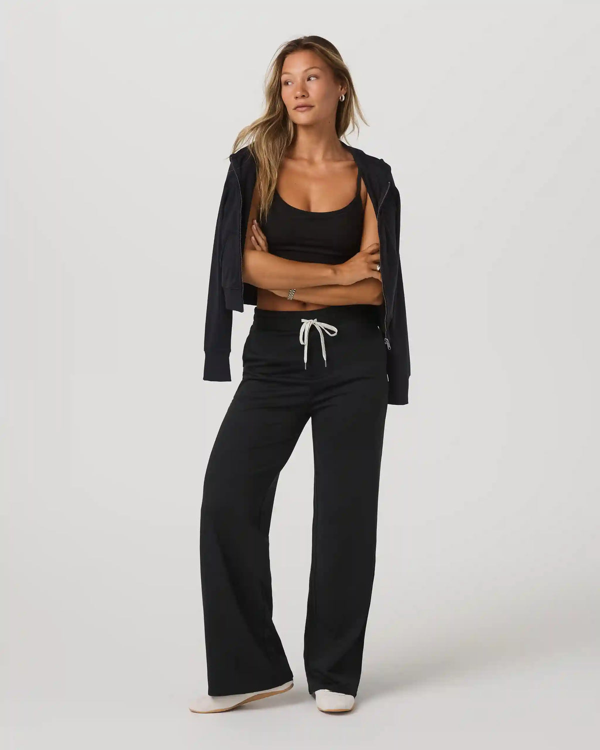 Halo Essential Wideleg Pant - Short | Black Heather