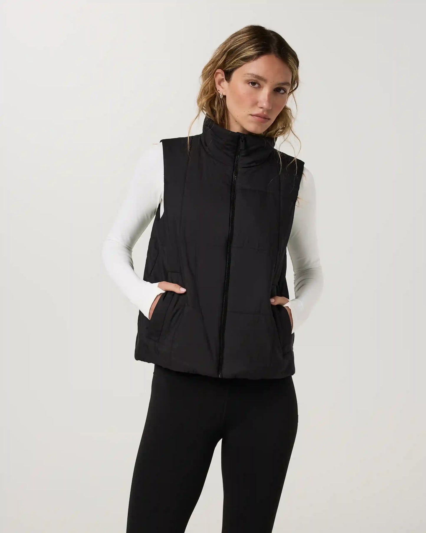 Canyon Insulated Sporty Vest | Black