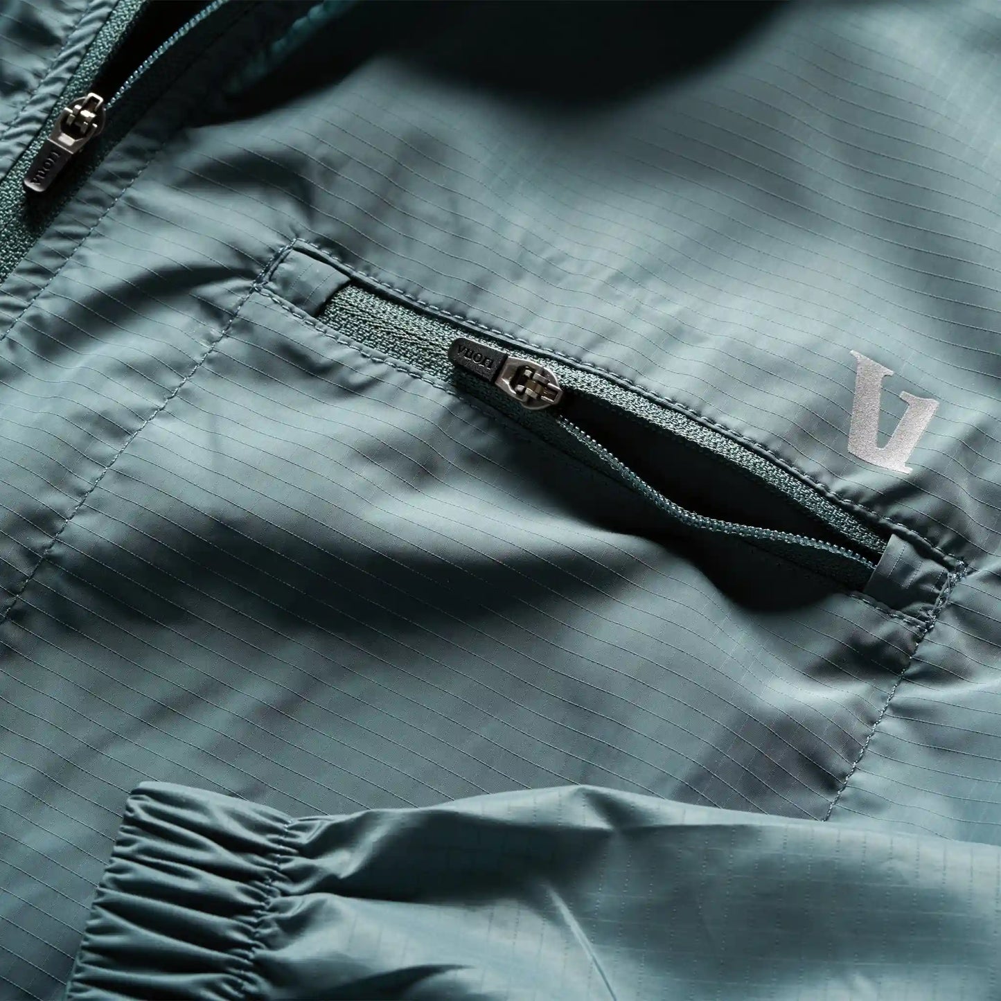 Daybreak Windbreaker | Red Clay