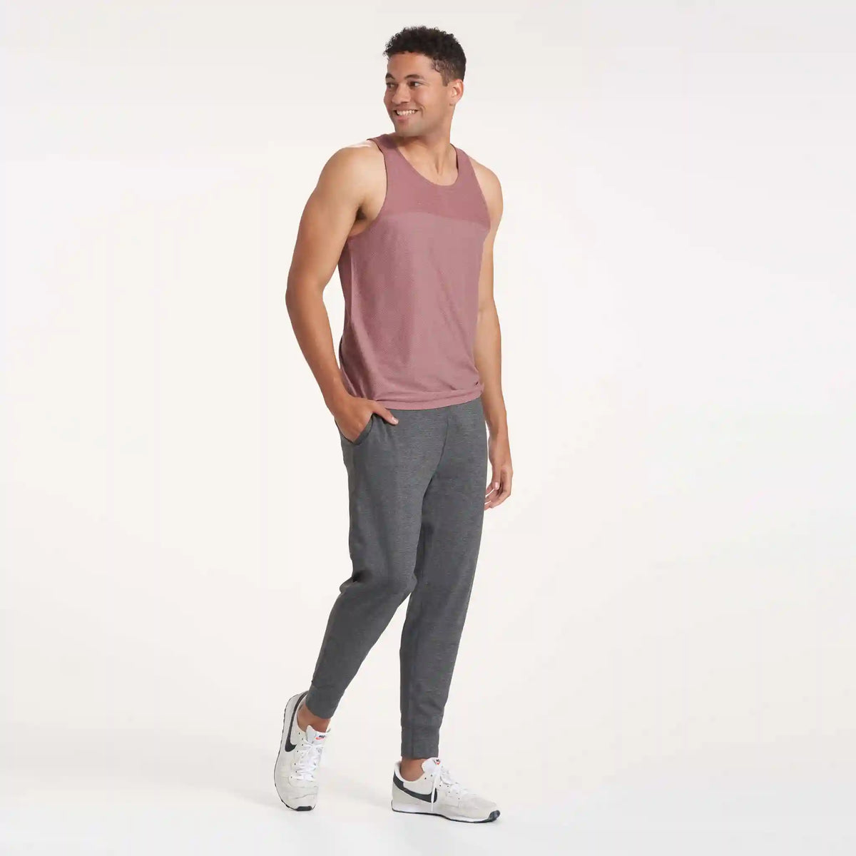 Grandview Tech Tank | Russet Heather