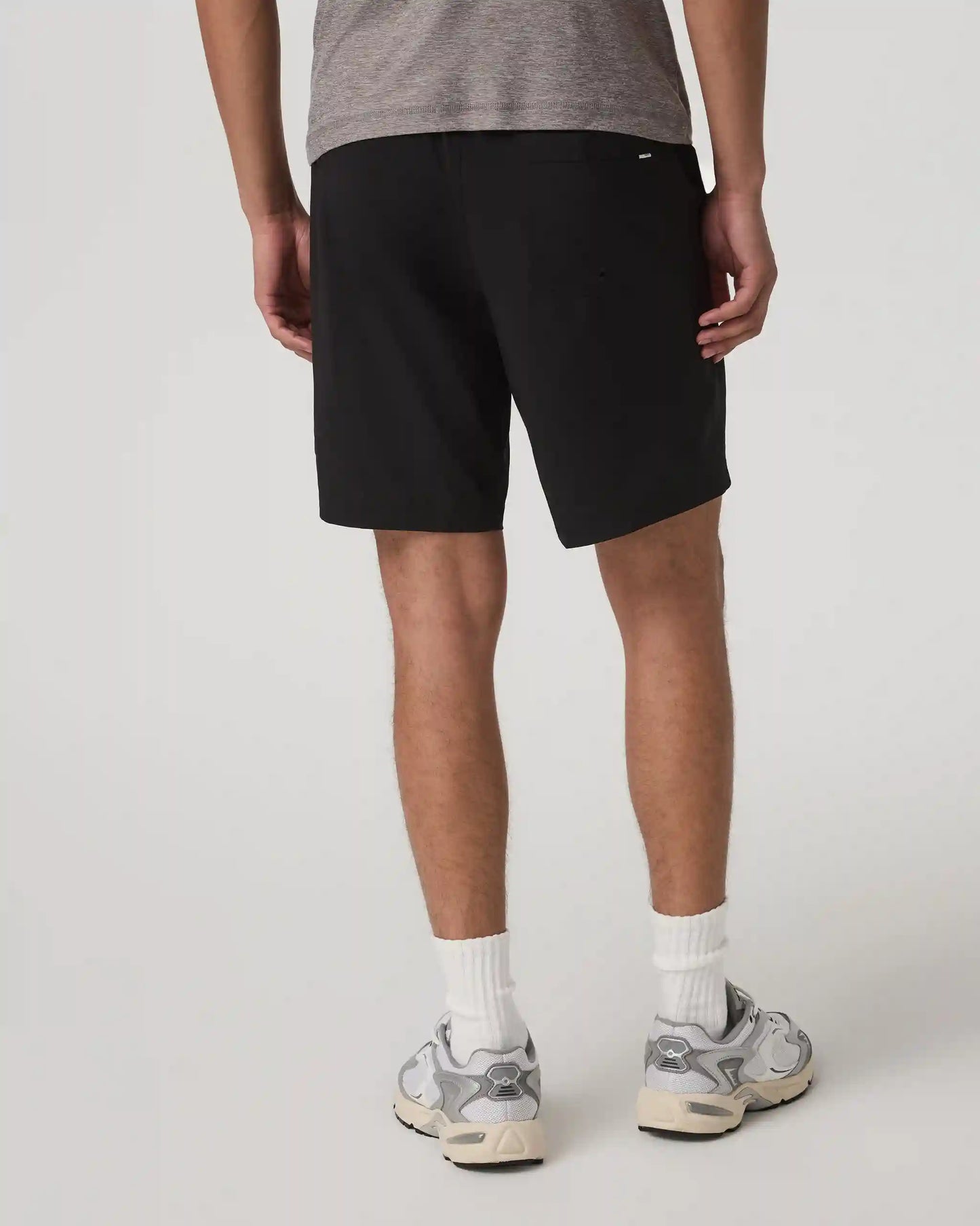 Kore Short Unlined 9" | Black