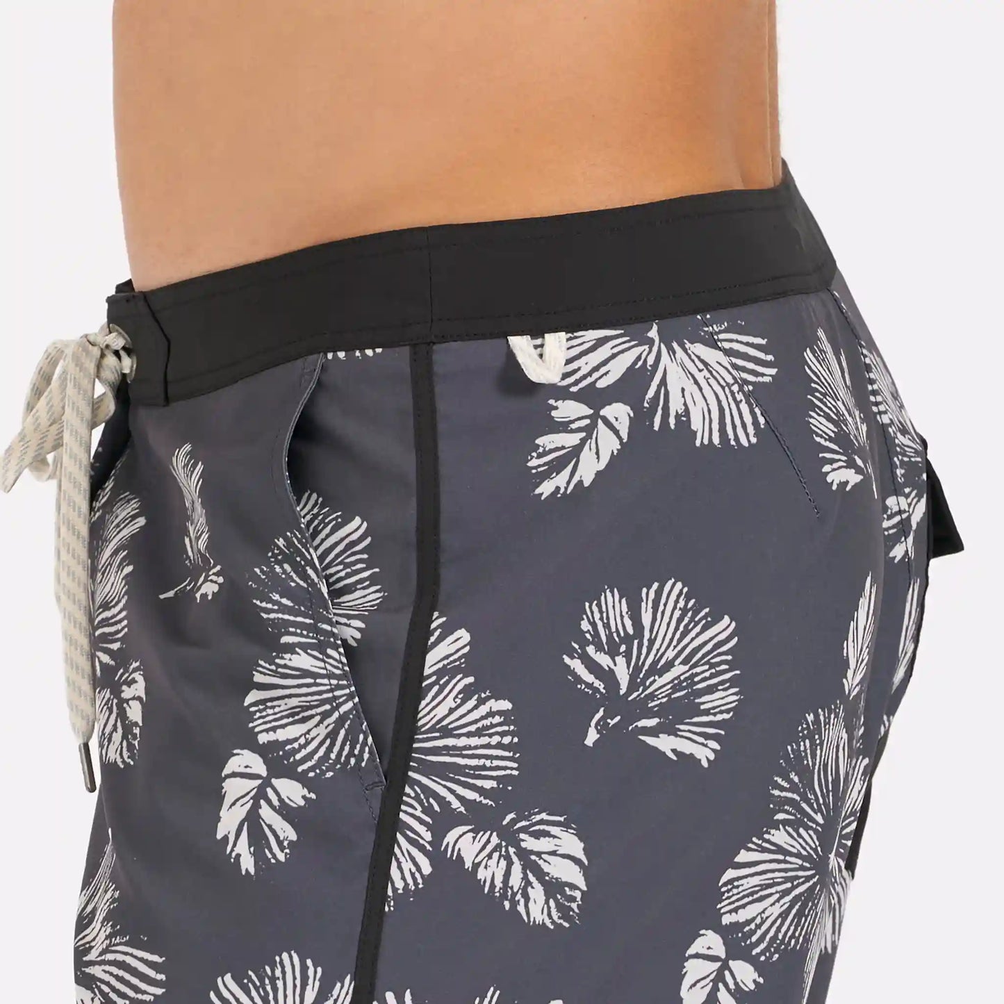 Cruise Boardshort | Charcoal Kona