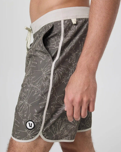 Cruise Boardshort 7" | Warm Grey Water Lily
