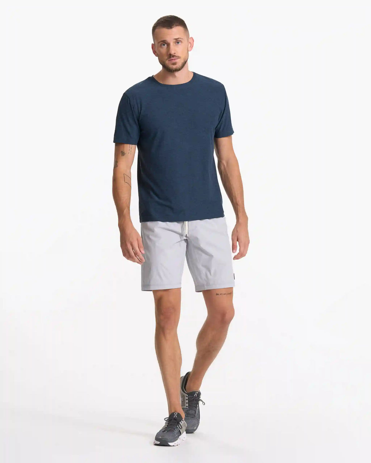 Kore Short Lined 9" | Platinum Linen Texture