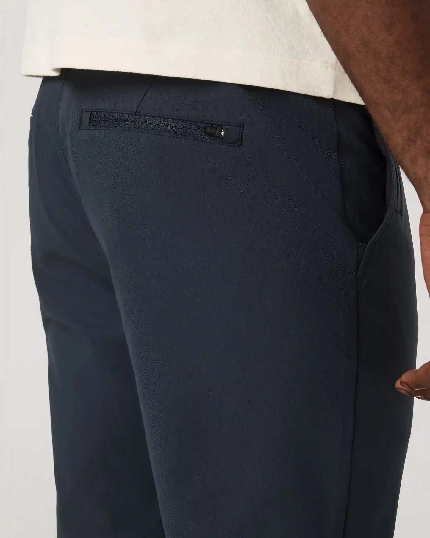 Cascade Tech Chino Pant Classic Fit 30" | Ink