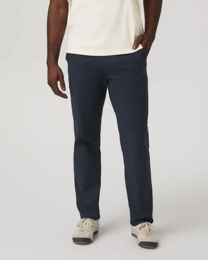 Cascade Tech Chino Pant Classic Fit 32" | Ink