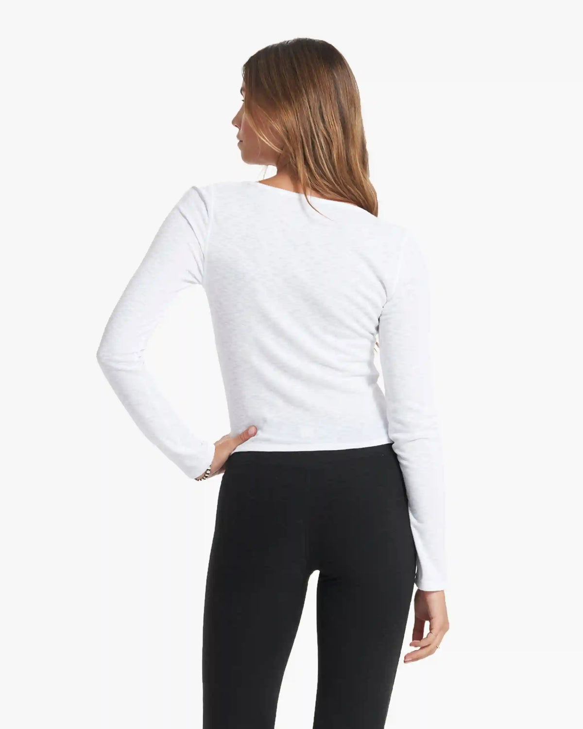Long-Sleeve Sunrise Square Neck | White