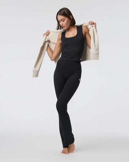 Halo Essential Scoop Tank | Solid Black