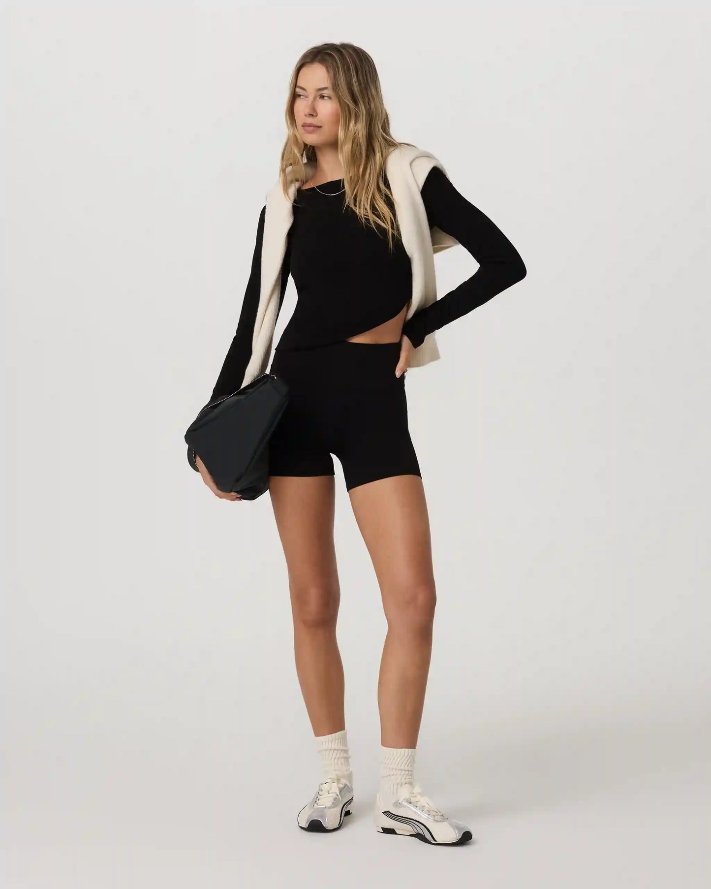 Long Sleeve Tuvalu Boat Neck | Black