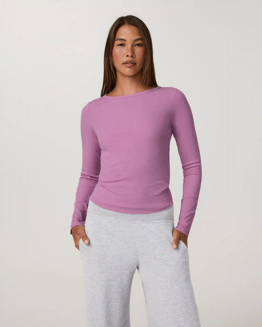 Long Sleeve Pose Subtle Scoop | Light Bloom