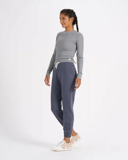 Long-Sleeve Pose Fitted Tee | Medium Heather Grey