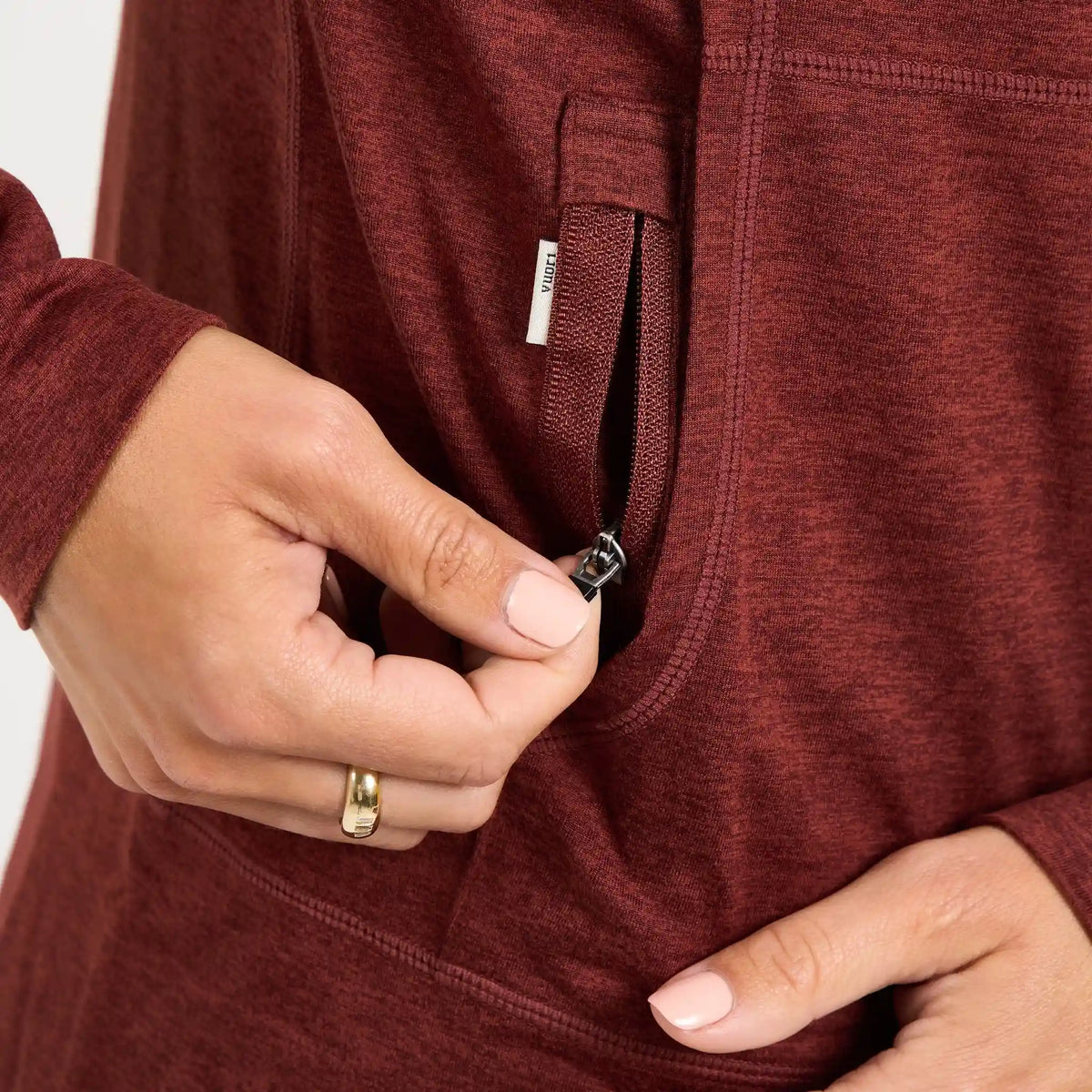 Halo Performance Hoodie | Brick Heather