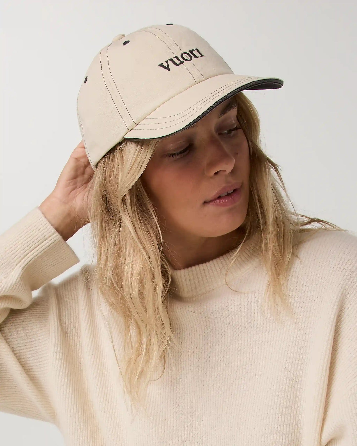 Contrast Stitch Hat | Trench