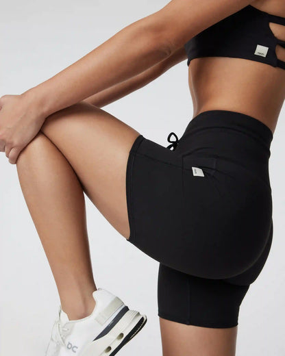 Daily Short | Black