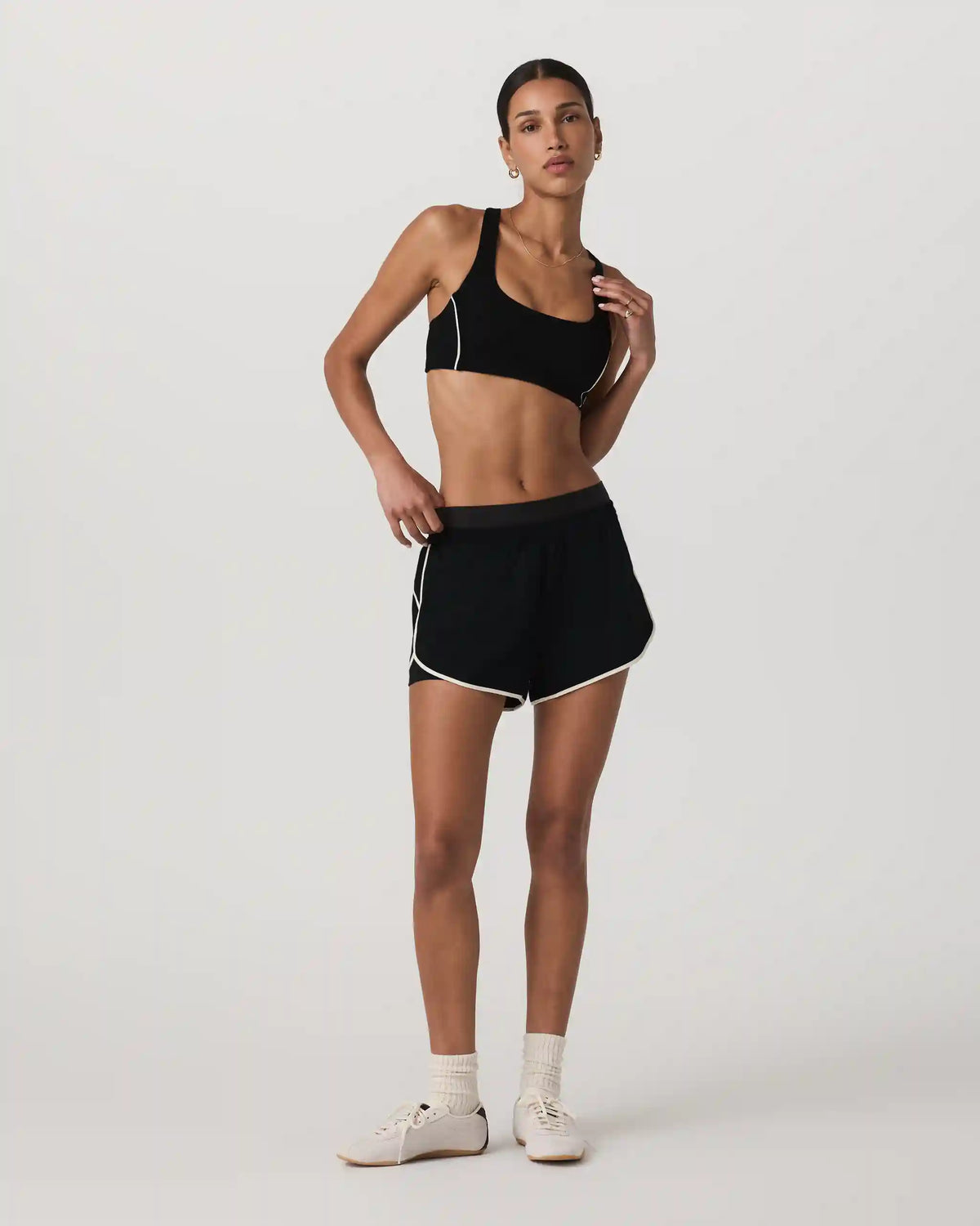 Luna Piped Short | Black