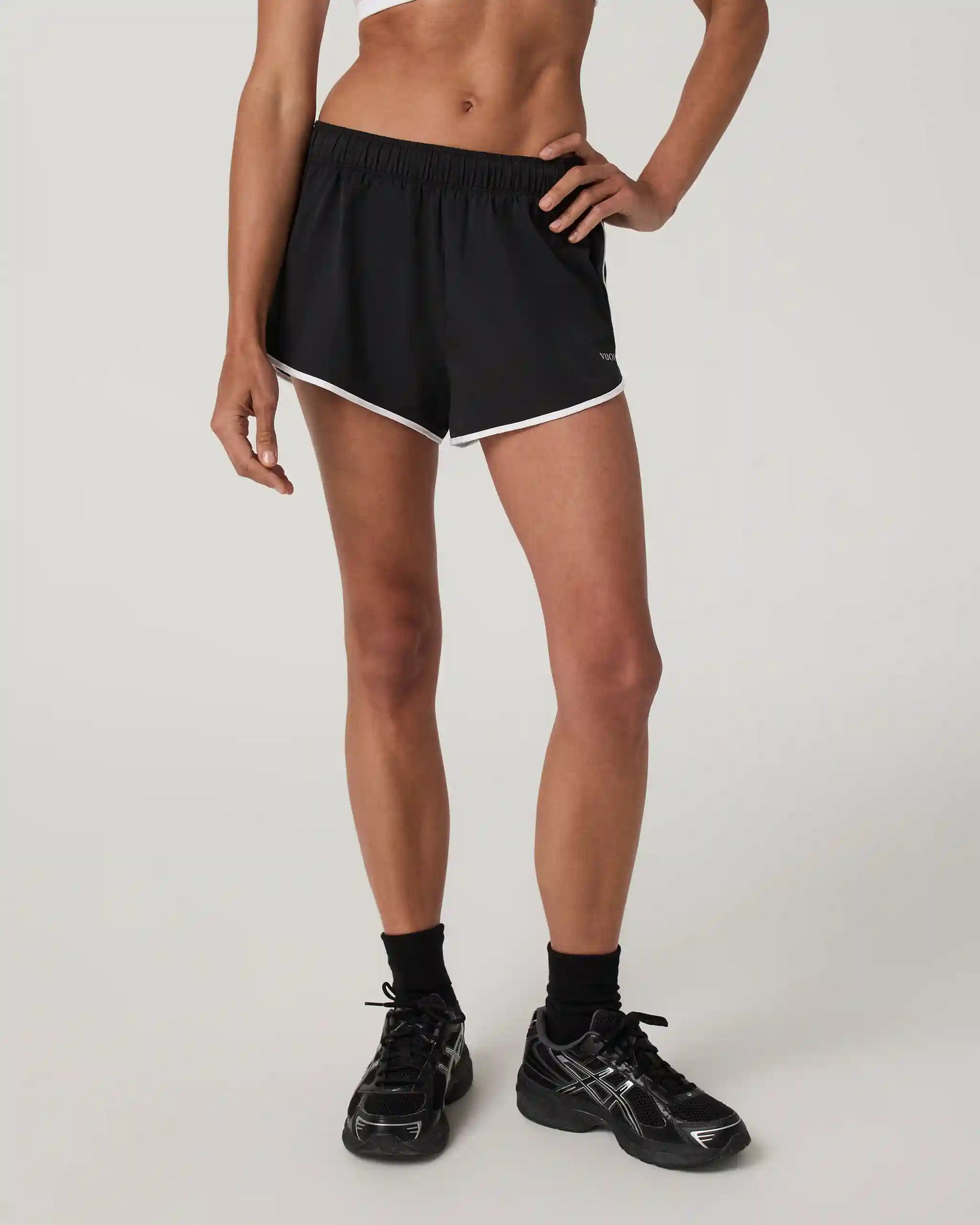 Clementine Retro Short 2.5" | Black