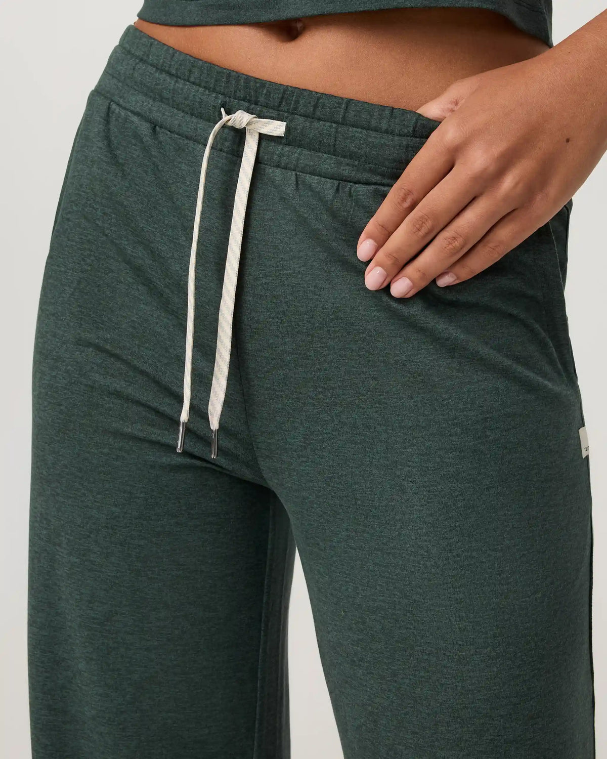 Halo Essential Wideleg Pant | Hemlock Heather