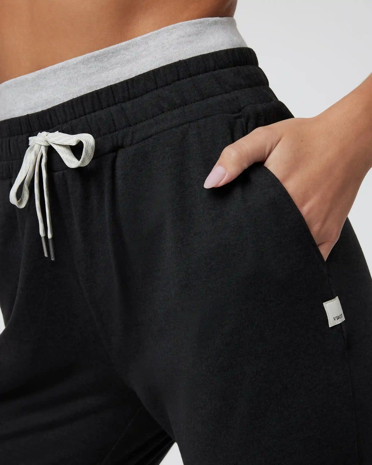 Halo Warm-Up Jogger | Black Heather