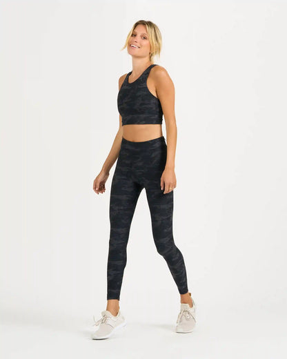 Clean Elevation Legging | Black Camo