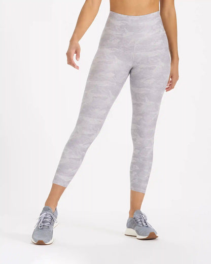 Clean Elevation Legging-Short | Pale Heather Camo