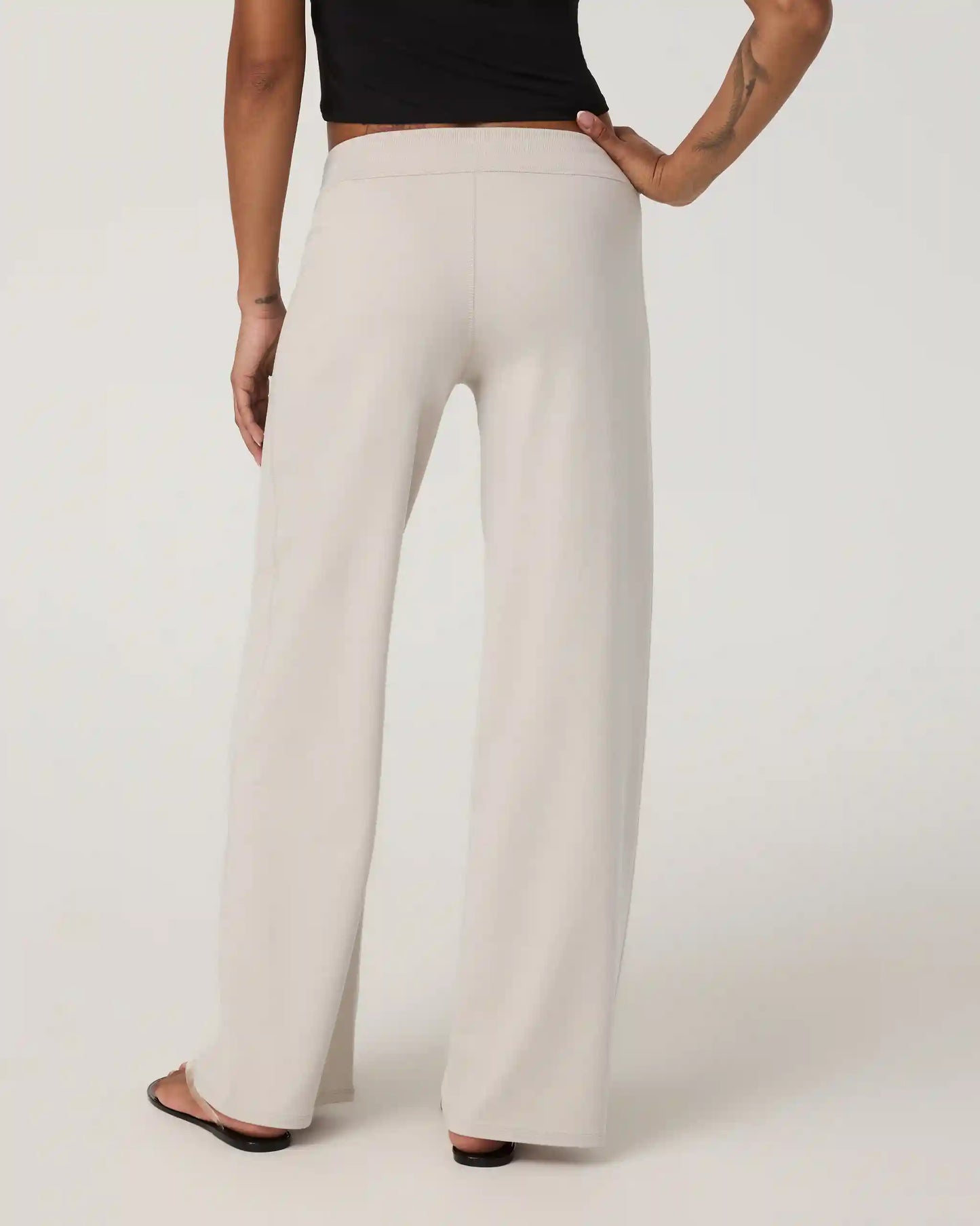 Halo Low Rise Straight Leg Pant - Short | Ecru Heather