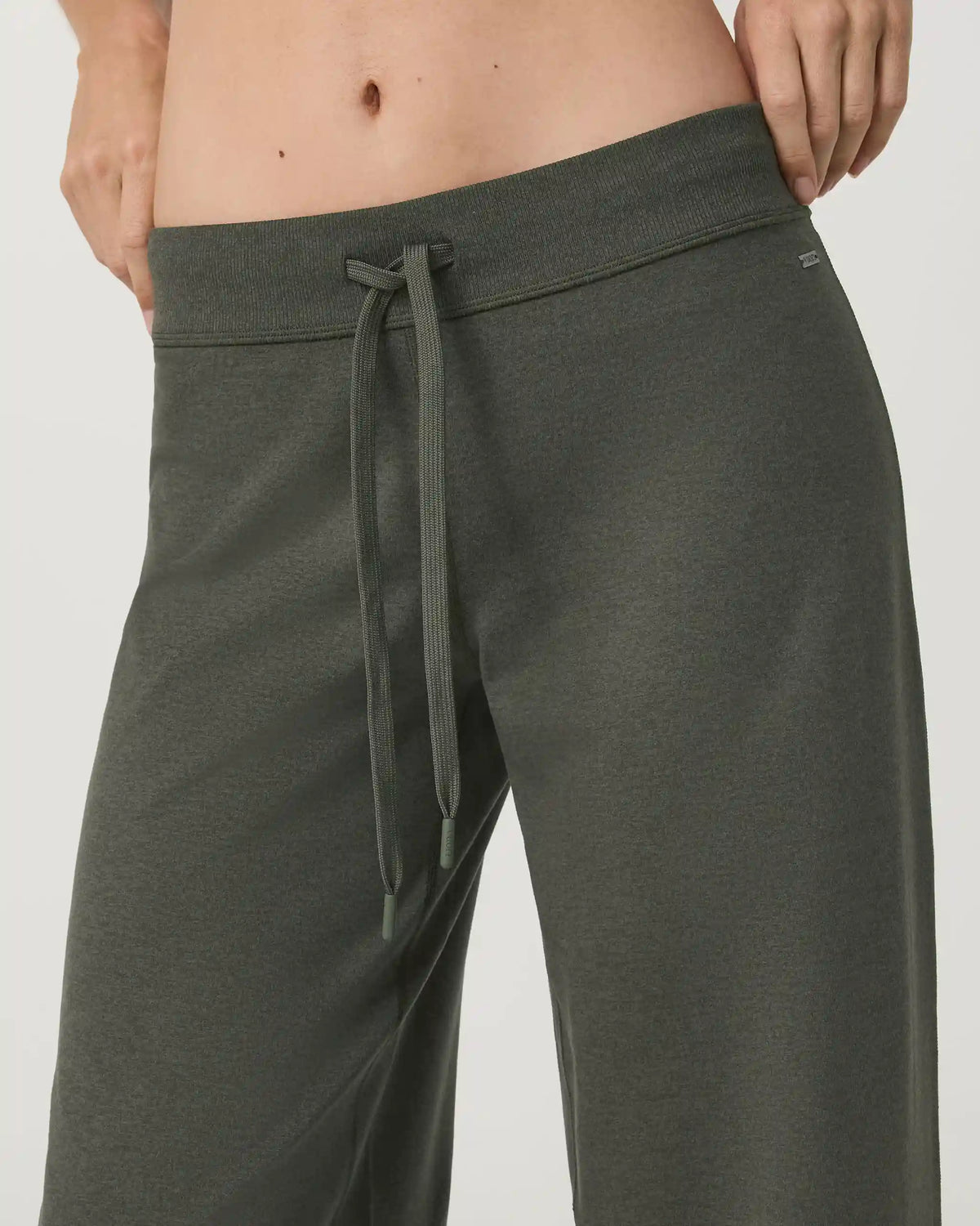Halo Low Rise Straight Leg Pant | Army Heather