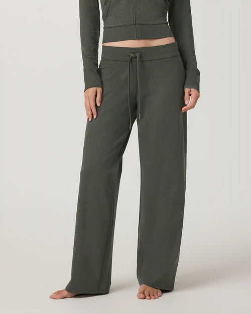 Halo Low Rise Straight Leg Pant - Short | Army Heather