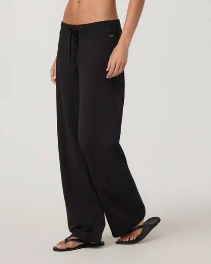 Halo Low Rise Straight Leg Pant - Short | Solid Black