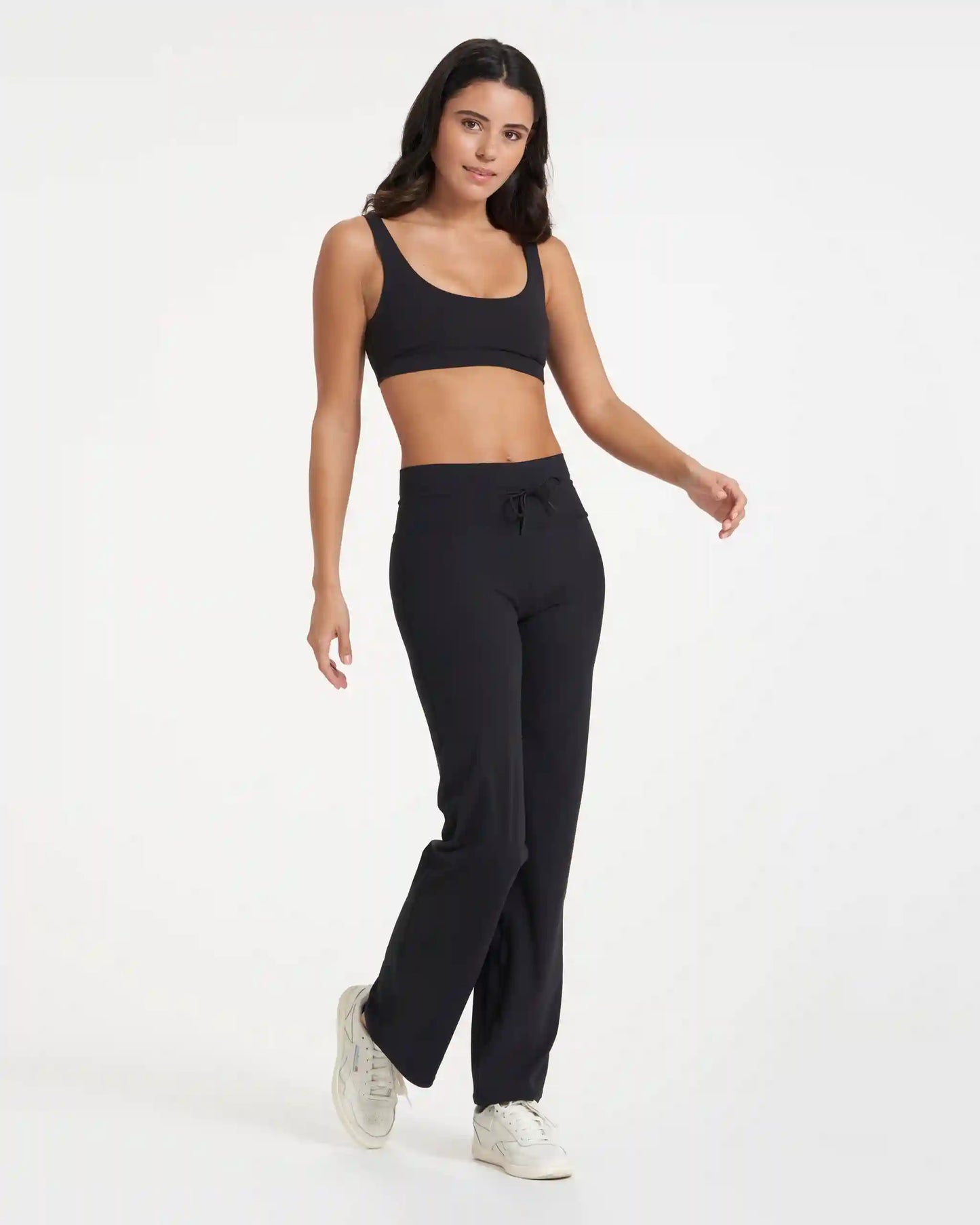 Daily Wideleg | Black
