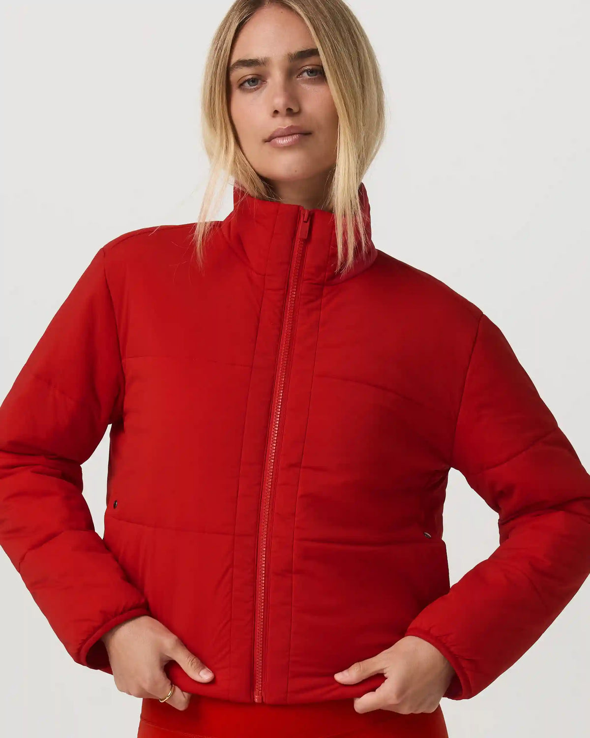 Canyon Insulated Venture Jacket | Cherry