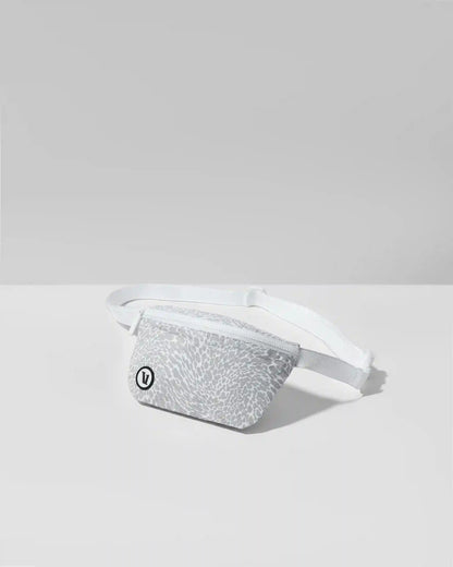 ALOHA-Mini Hip Pack | Salt Umber Blurred Torrent